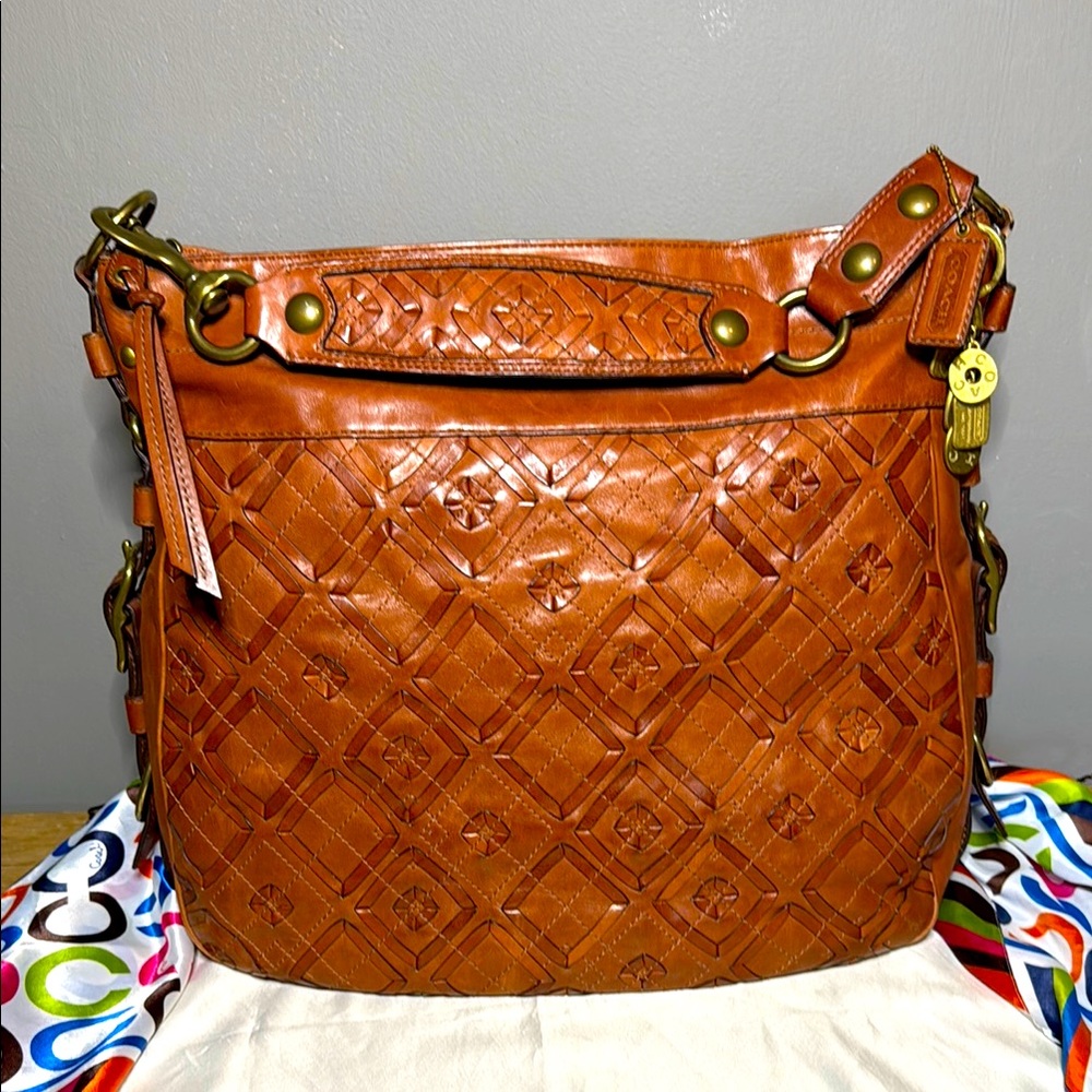 Coach Zoe Editorial XL Acorn Duffle - Woven Leather-Fringe Pull-Dustbag